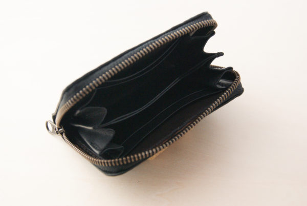 小型の財布