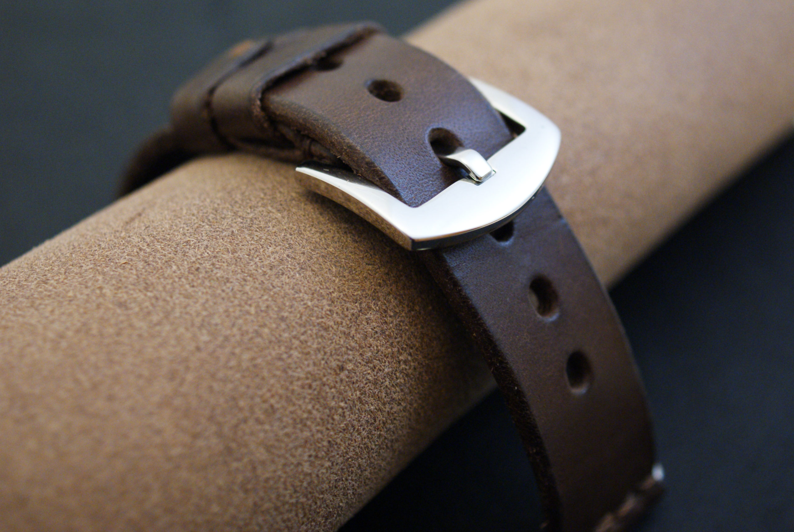 アップルウォッチバンド 革製 Apple Watch Bands In Leather Bottega Glicine