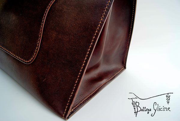 Bottega Glicine 革工房の鞄